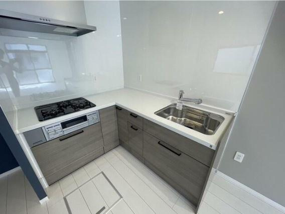 宮崎市東大淀　中古戸建のキッチン