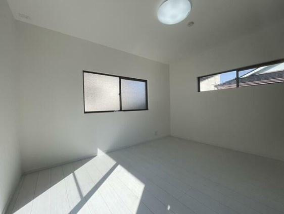 宮崎市東大淀　中古戸建の洋室