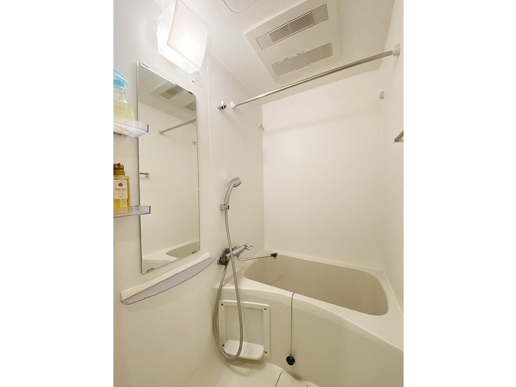 Log Shinagawa Surfsideの内装|明るい色調の室内です