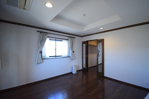 【洋室】 | 大室高原別荘地　戸建