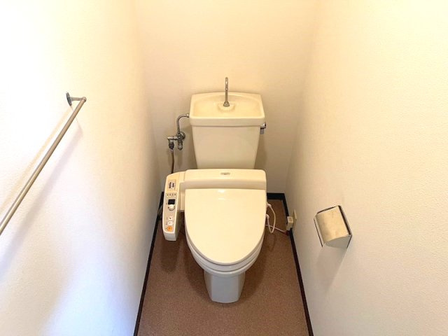 ハイツ伏見桃山のトイレ|清潔感のあるトイレです