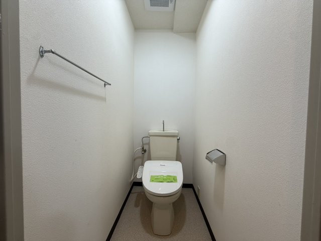 ハイツ伏見桃山のトイレ|清潔感のあるトイレです