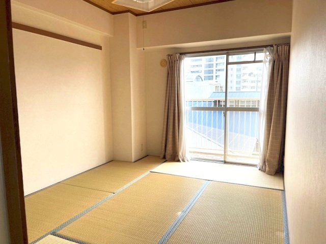 ハイツ伏見桃山の和室|和室、ちょっとしたくつろぎスペースにいかがでしょうか