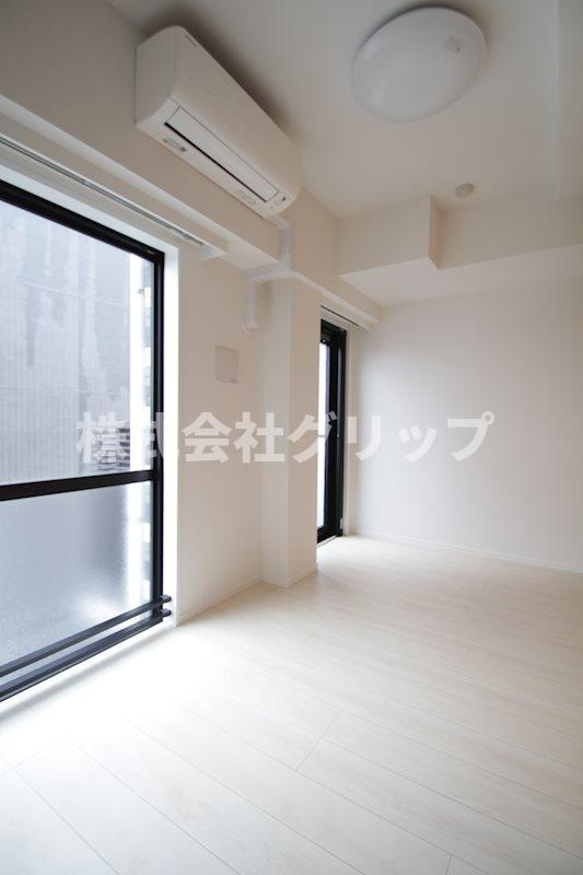 ベルシード横濱WESTの洋室