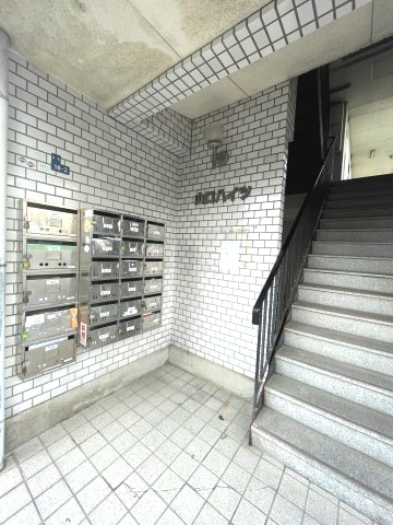 山口ハイツのロビー