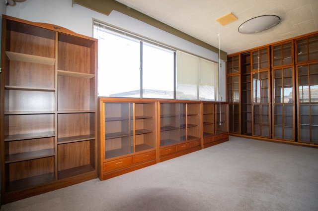 足利市東砂原後町の中古一戸建の収納