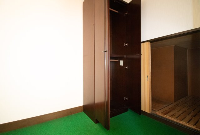 足利市東砂原後町の中古一戸建の収納