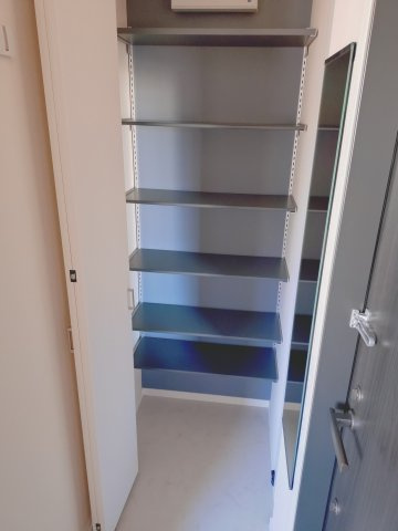 【収納】 | ヴランドール船橋本町 | 靴もたくさん入りますね