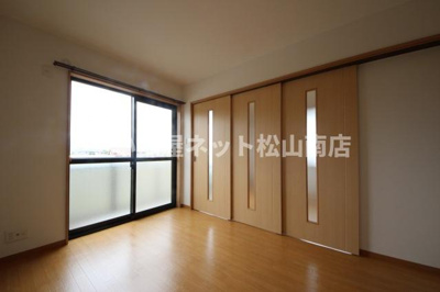 【内装】 | フォブール沖