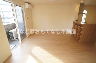 【居間・リビング】 | Ｕ－ＤＩＮＥ庄内緑地 | ※写真は別号室