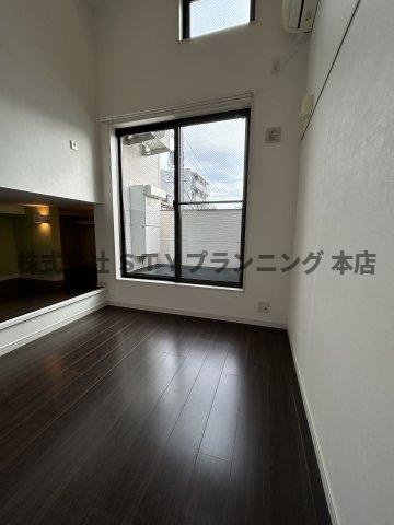 仲介手数料０円！L’endroit apaisantの居間・リビング