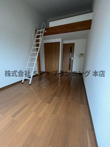 仲介手数料０円！M5ELMundoの居間・リビング