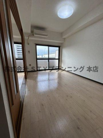 仲介手数料０円！K・ドミールの居間・リビング