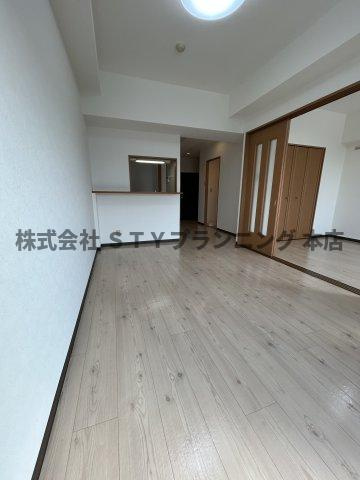 仲介手数料０円！K・ドミールの居間・リビング