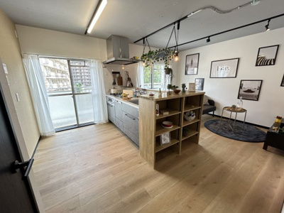 【居間・リビング】 | 仁川リバーサイドハイツA棟 | 使いやすい居間です