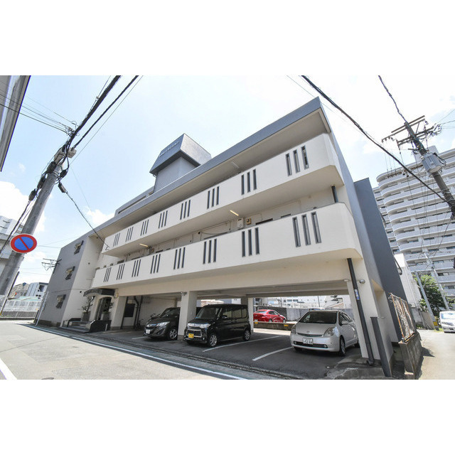 久留米市原古賀町の賃貸マンションの駐車場|駐車場があります