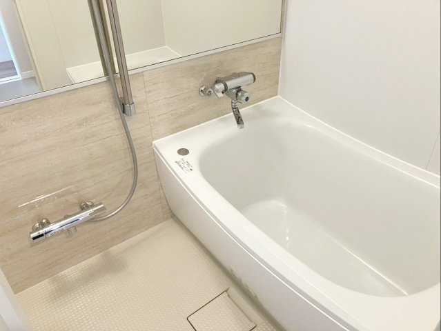 東峰マンション長者原の浴室|日々の疲れを癒すお風呂です！ユニットバス新規交換済み！