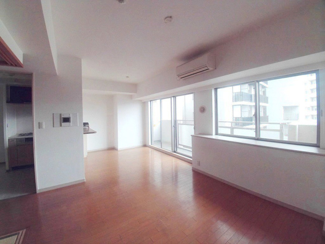 【居間・リビング】 | アールヴェール文京白山 | ※同物件別住戸の写真を参考に掲載しております。