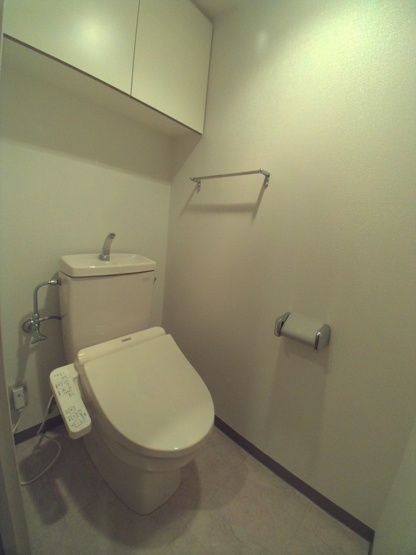 【トイレ】 | アールヴェール文京白山 | 温水洗浄機能付き便座【アールヴェール文京白山】