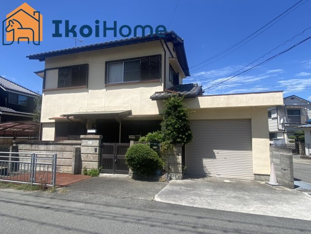 明石市沢野２丁目　中古一戸建の外観|土地は77坪もあり広々◎二世帯住宅設計になっており９部屋ございますのでグループホームの運営にも♪