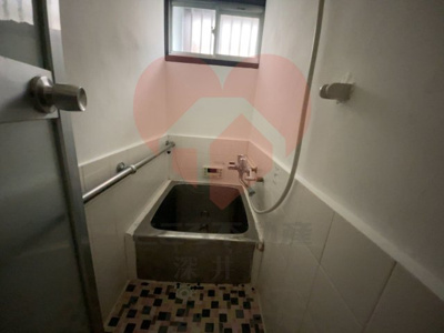  | 岸和田市中井町２丁目貸家