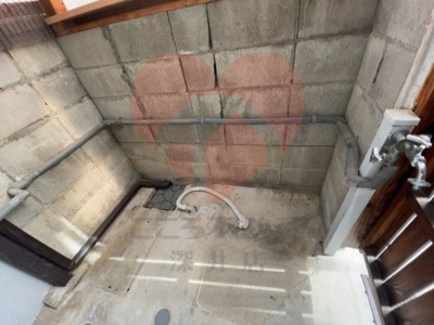  | 岸和田市中井町２丁目貸家