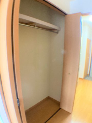 コスモなかねの収納|別部屋同一間取りのお写真となります。