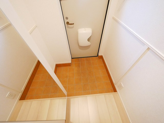 クレメント東九条Ａの玄関|毎日通る玄関はこちらです