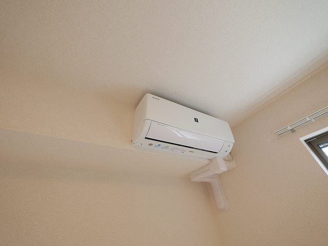 クレメント東九条Ａの設備|エアコン完備