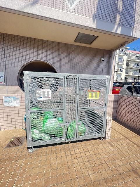 尼崎市富松町１丁目のアパートのその他共用部分