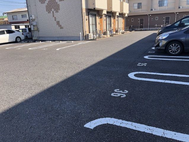 Four Leaf Cloverの駐車場