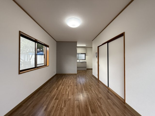 【居間・リビング】 | 上里町七本木　【平屋】中古住宅   | 現地(2025年2月撮影)