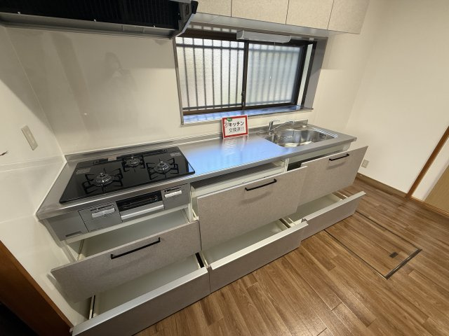 【キッチン】 | 上里町七本木　【平屋】中古住宅   | 現地(2025年2月撮影)