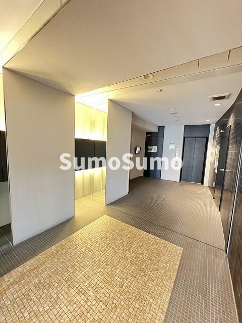 尼崎市七松町１丁目の賃貸マンションのエントランス|落ち着いたエントランスです