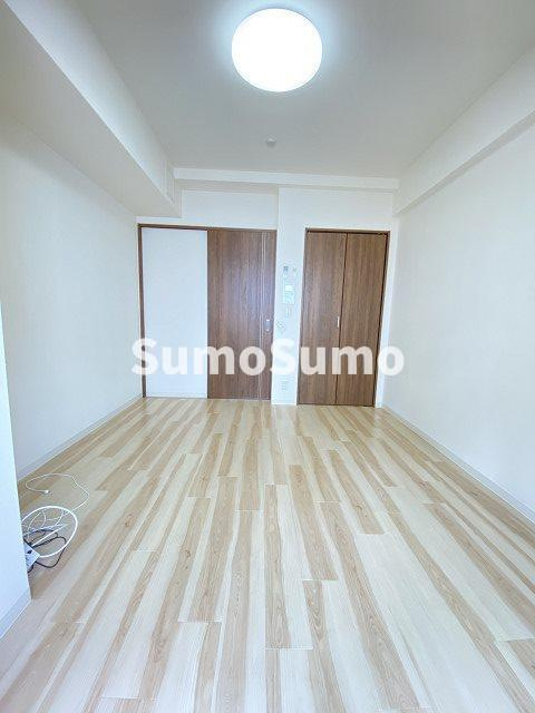 尼崎市七松町１丁目の賃貸マンションの寝室|開放的な寝室です