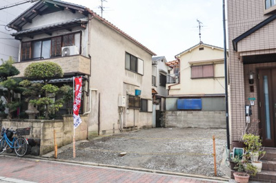 【前面道路含む現地写真】 | 東成区深江南２丁目 | 前面道路には歩道もしっかりあるので安心