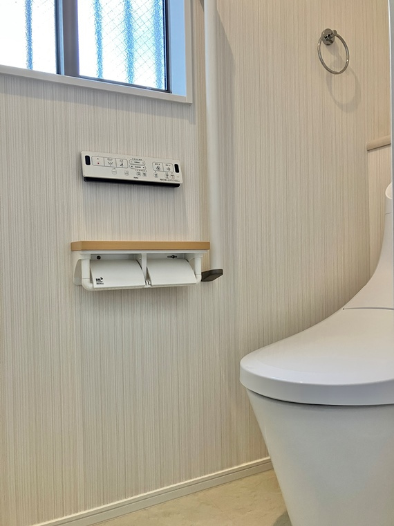 上郷戸建のトイレ