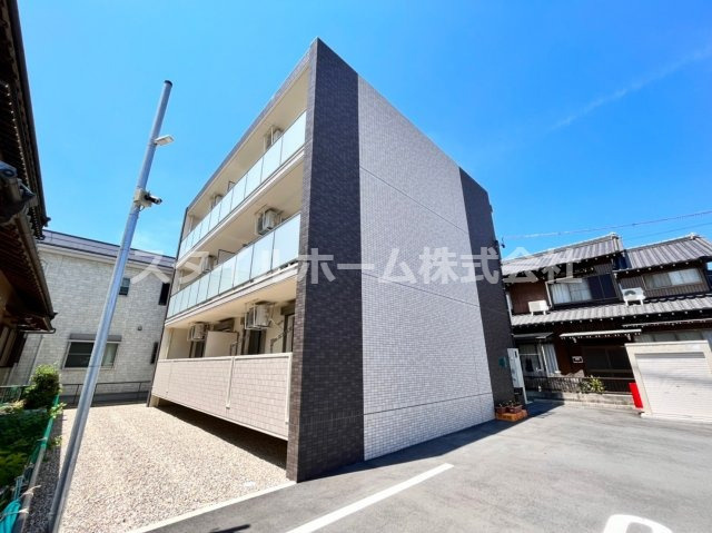 アヴェニュー赤代の外観