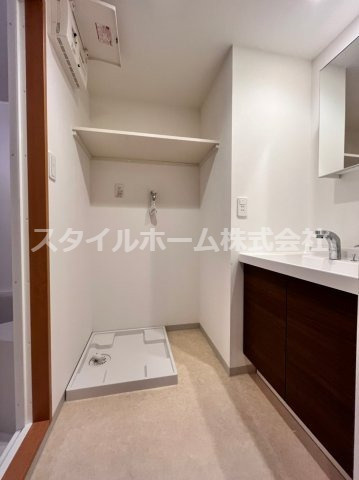 アヴェニュー赤代の洗面所