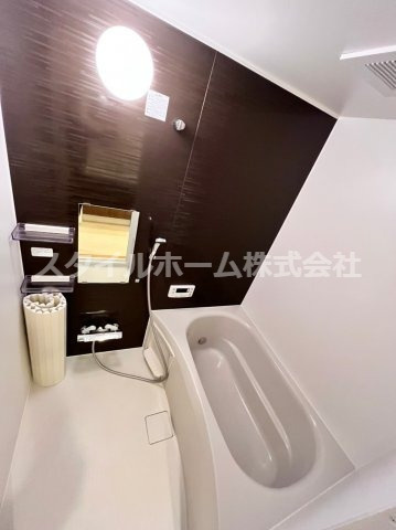 アヴェニュー赤代の浴室