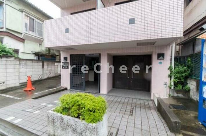 レジェンド椎名町のエントランス