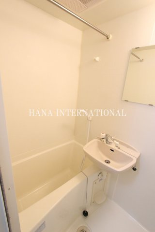 レオパレストゥモローの浴室