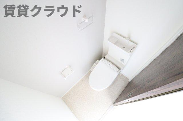 ルミエール B棟のトイレ|ゆったりとした空間のトイレです