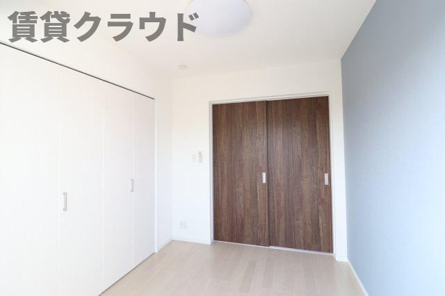 ルミエール B棟の洋室|コンパクトで使いやすい洋室です