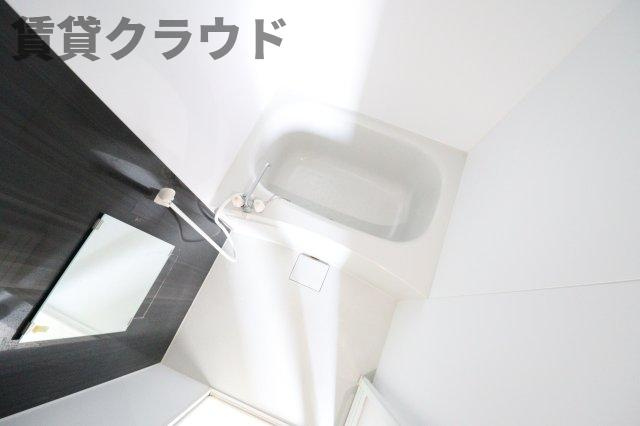 ルミエール B棟の浴室|一日の疲れを癒やしてくれるバスルーム♪