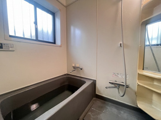 【浴室】 | 藤沢市鵠沼藤が谷4丁目 中古戸建て | 浴室（現況）