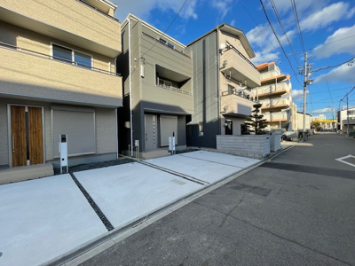 【前面道路含む現地写真】 | 北区大曽根区画整理　全２棟＜仲介手数料無料＞飯田小・大曽根中　新築一戸建て | ご成約キャンペーン対象物件です♪詳細は弊社ホームページもしくはスタッフまでお気軽にお問合せ下さいませ♪ お役に立てる自信があります♪