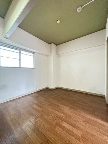 メゾンプランタンの居間・リビング