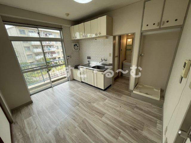 ウインズ土山の居間・リビング