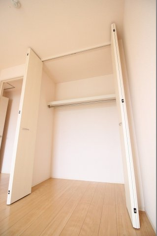 ピュアコート　Tの収納|※同物件の別のお部屋の写真です※
